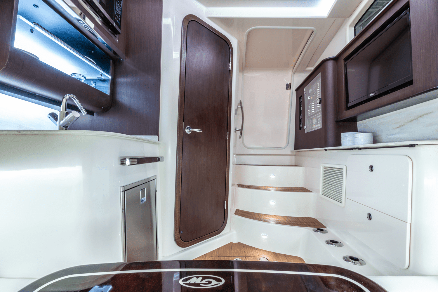 2026 Grady-White Canyon 386 Image Thumbnail #14