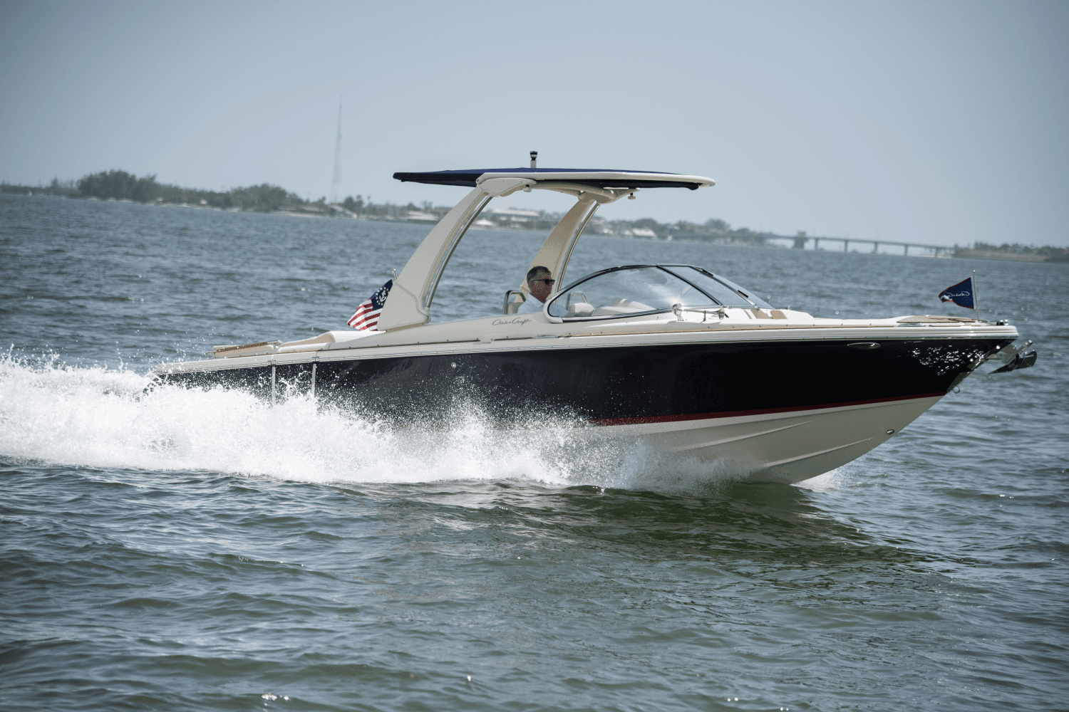 2025 Chris-Craft Launch 25 GT Image Thumbnail #1