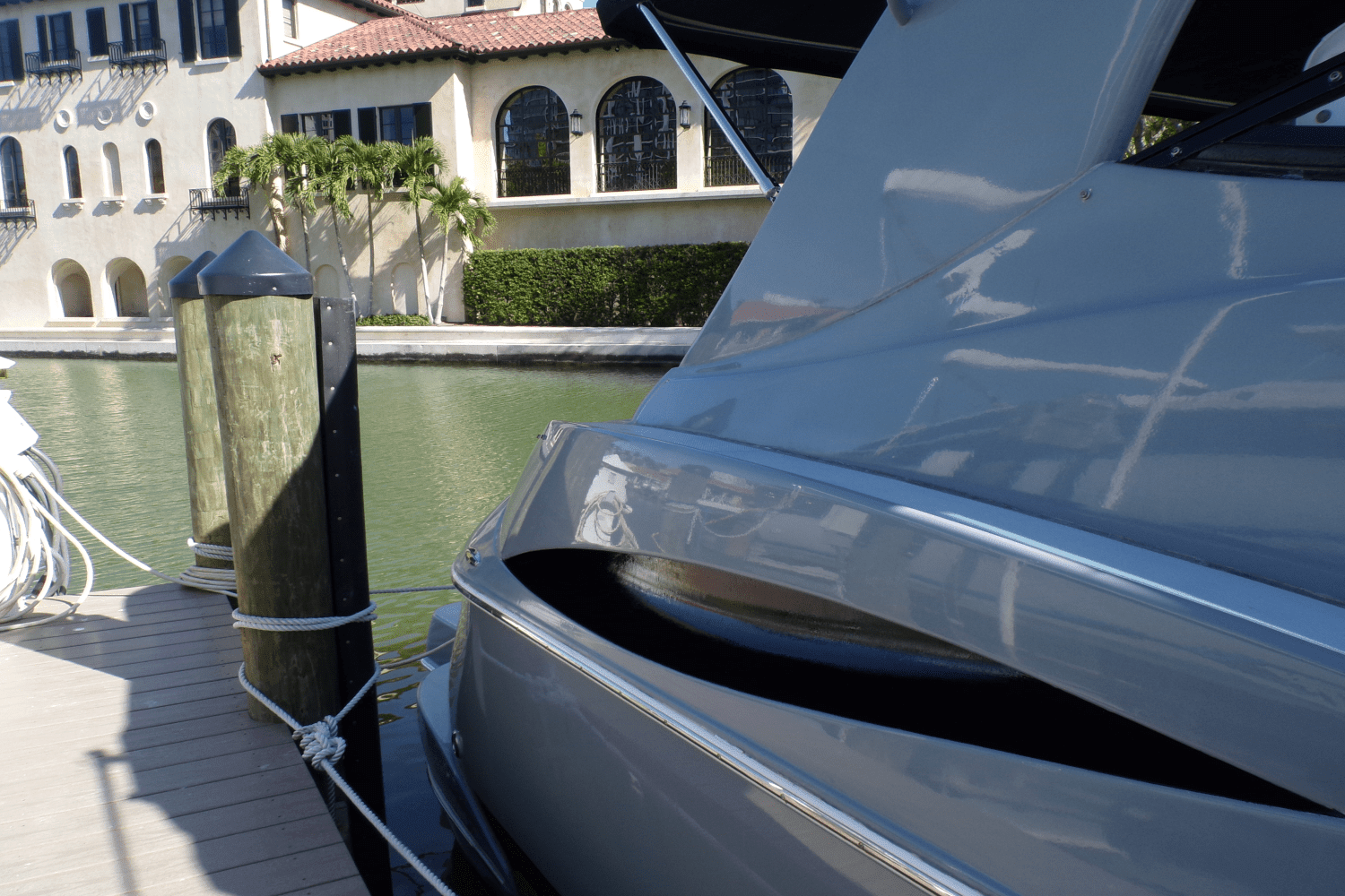 2005 Cruisers Yachts 370 EXPRESS Image Thumbnail #27