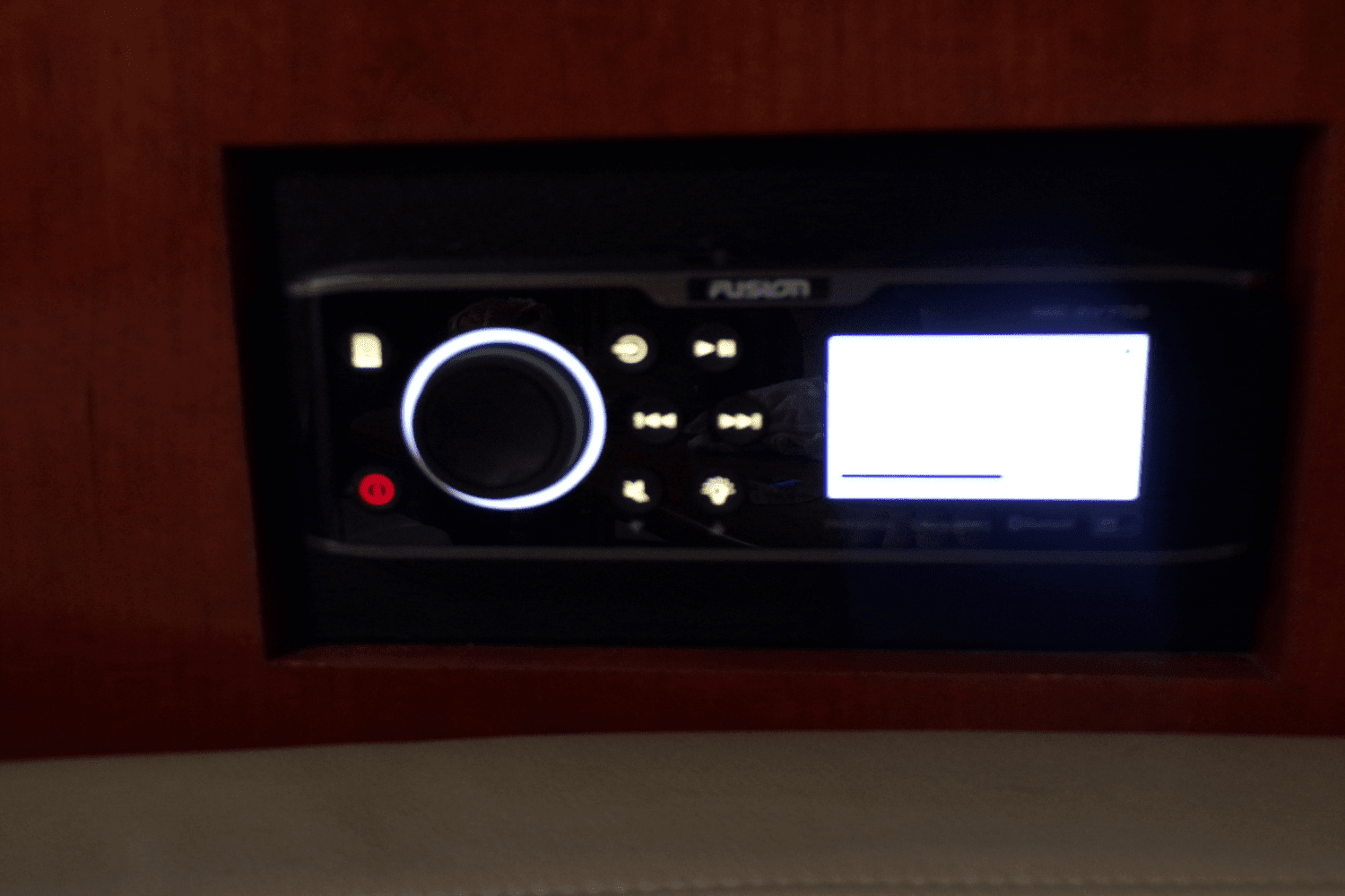2005 Cruisers Yachts 370 EXPRESS Image Thumbnail #50