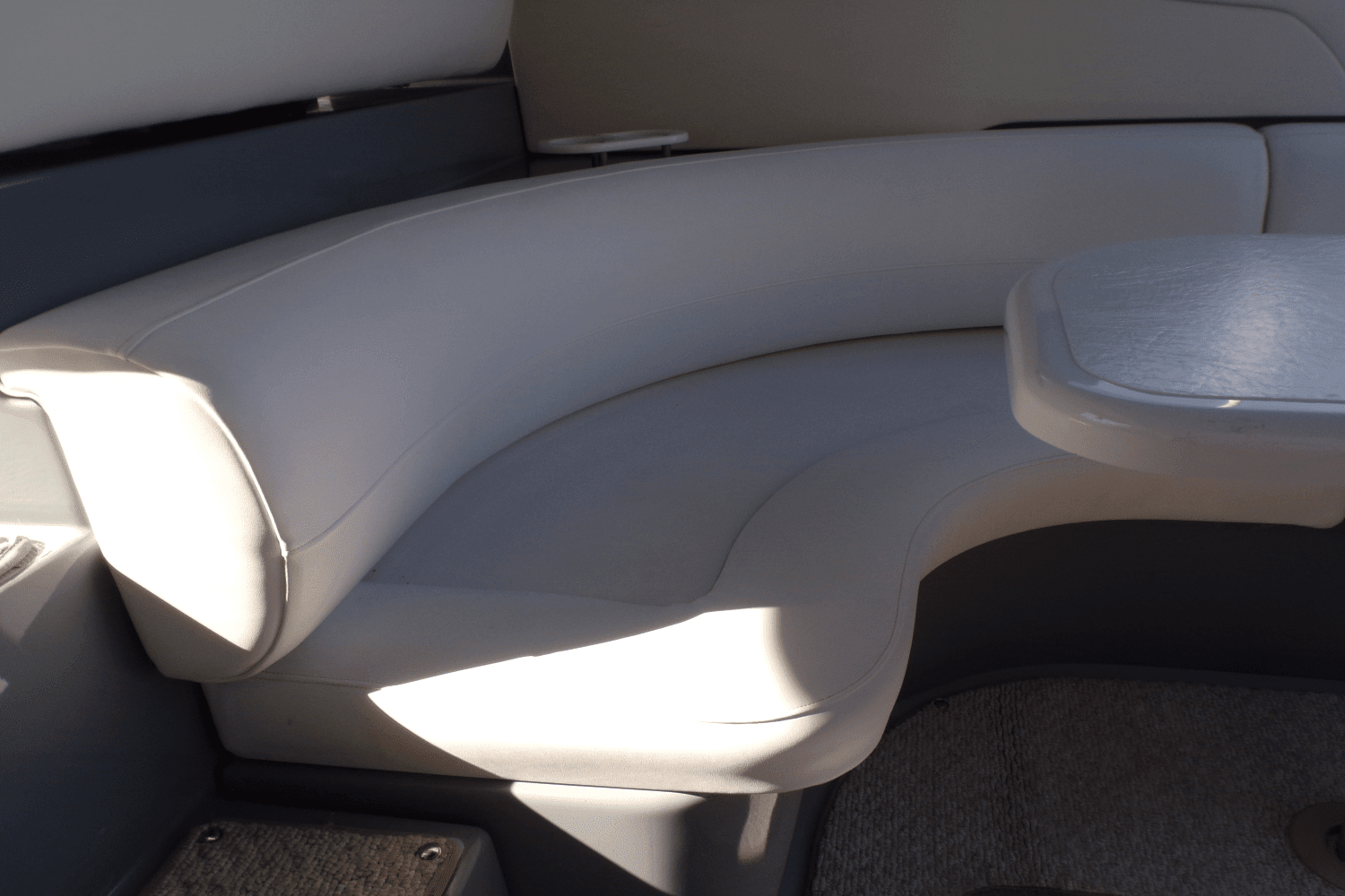2005 Cruisers Yachts 370 EXPRESS Image Thumbnail #40