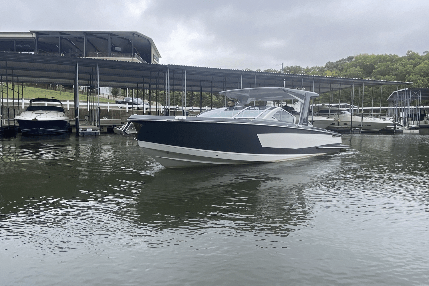 2023 Aviara AV32 Image Thumbnail #5