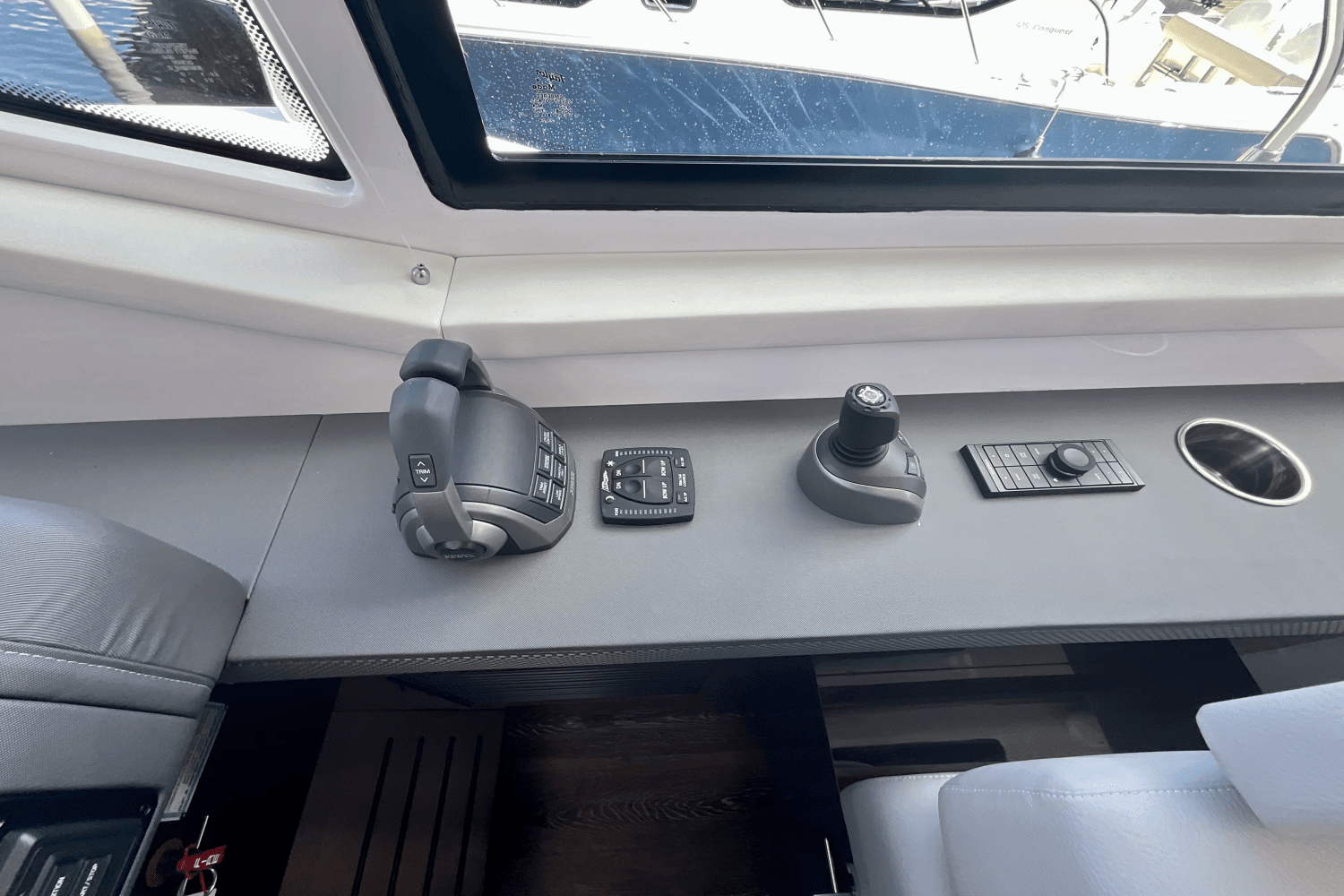 2024 Cruisers Yachts 42 Cantius Image Thumbnail #10