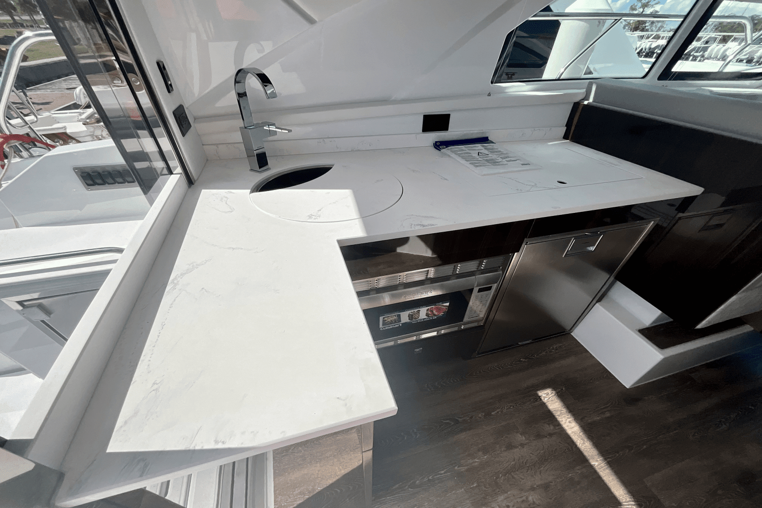 2024 Cruisers Yachts 42 Cantius Image Thumbnail #15
