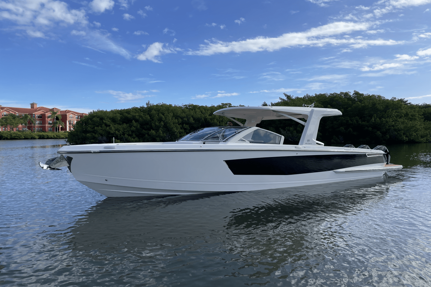 2024 Aviara AV36 Outboard Image Thumbnail #1