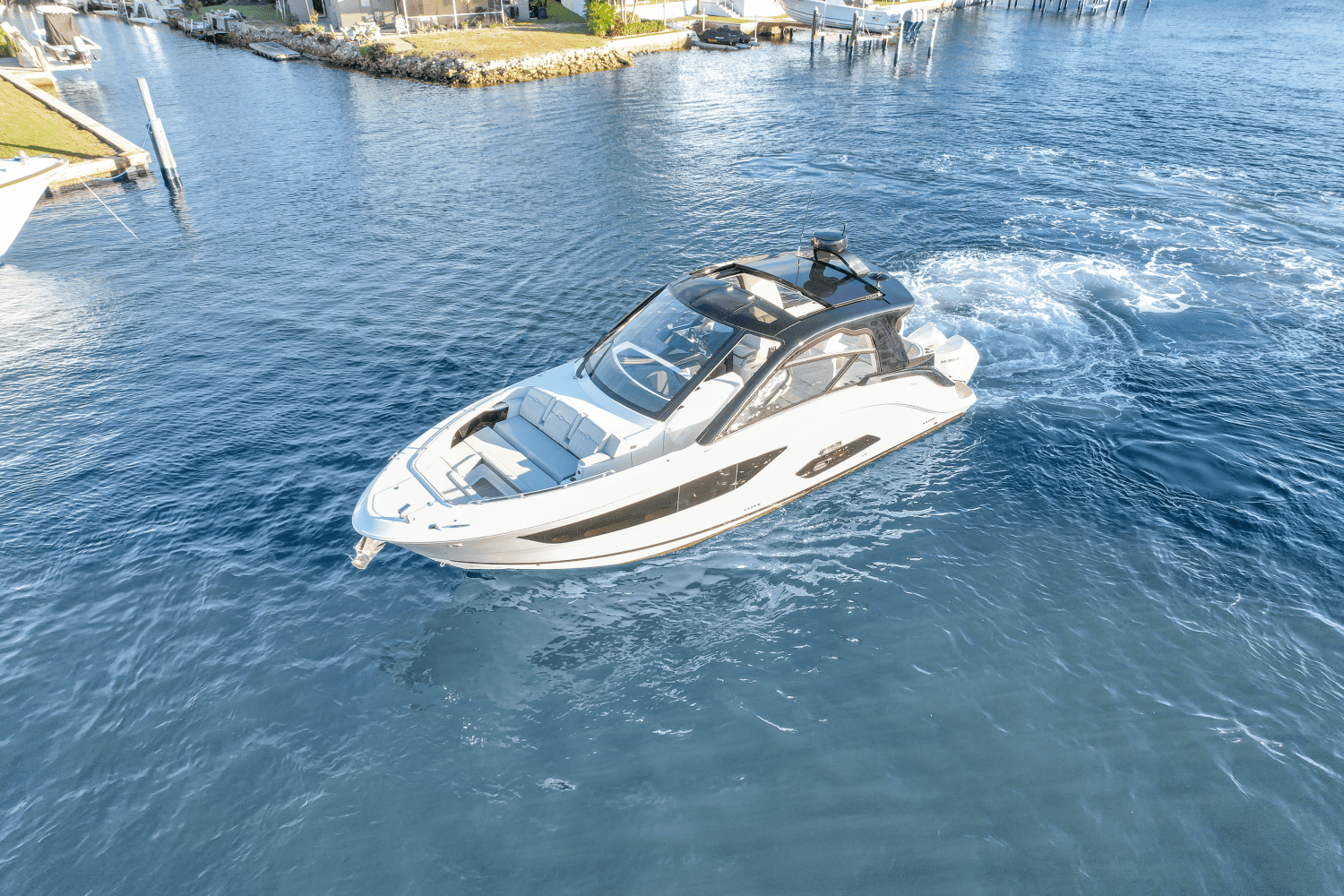 2023 Sea Ray 370 SUNDANCER OUTBOARD Image Thumbnail #70
