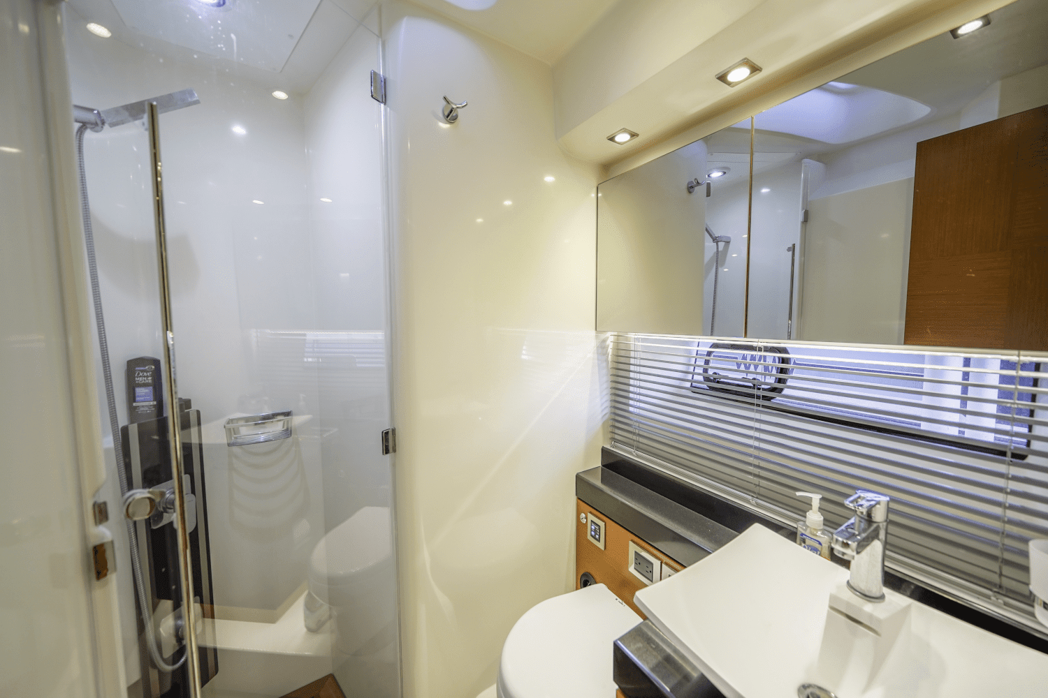 2015 Prestige 620 SPORT FLY Image Thumbnail #26