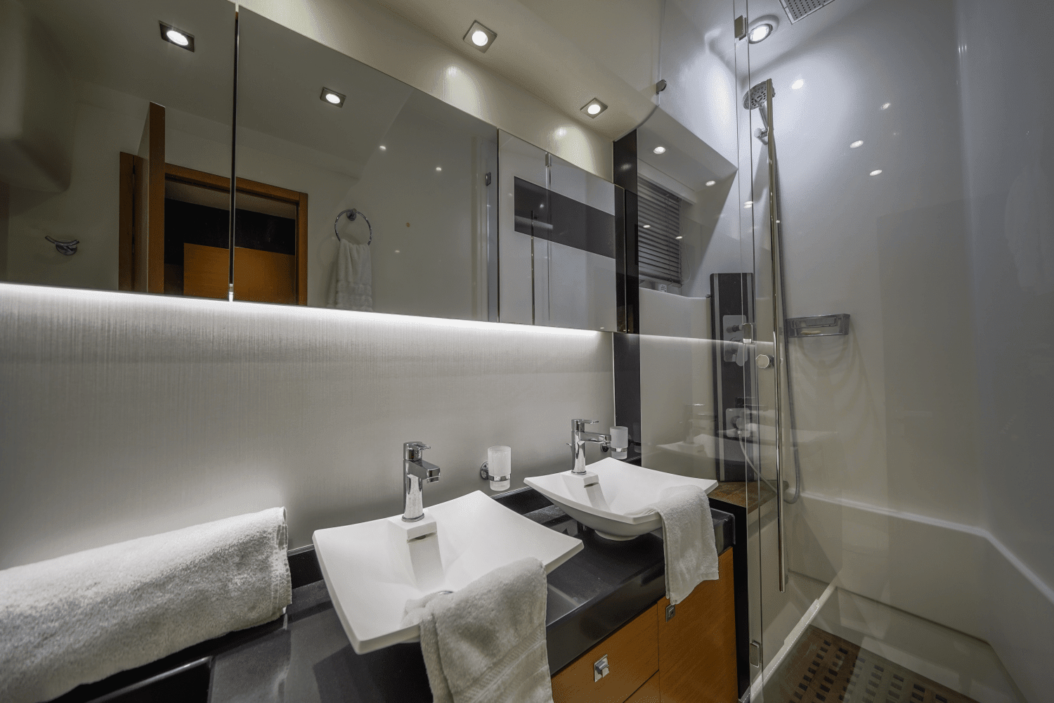 2015 Prestige 620 SPORT FLY Image Thumbnail #24