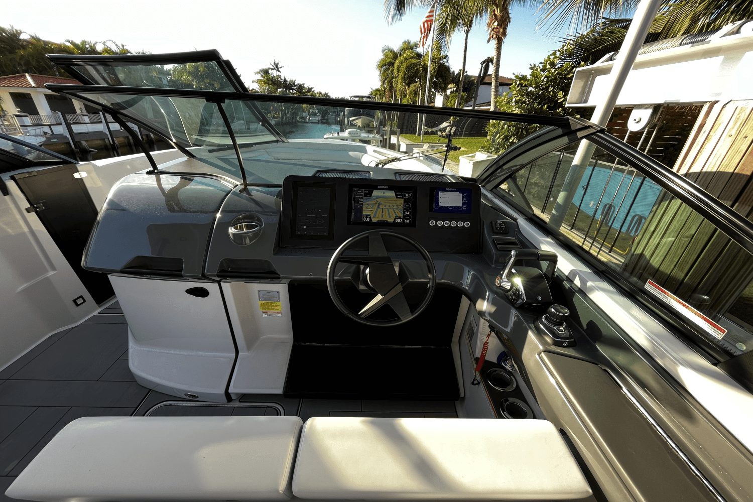 2023 Aviara AV32 Outboard Image Thumbnail #14