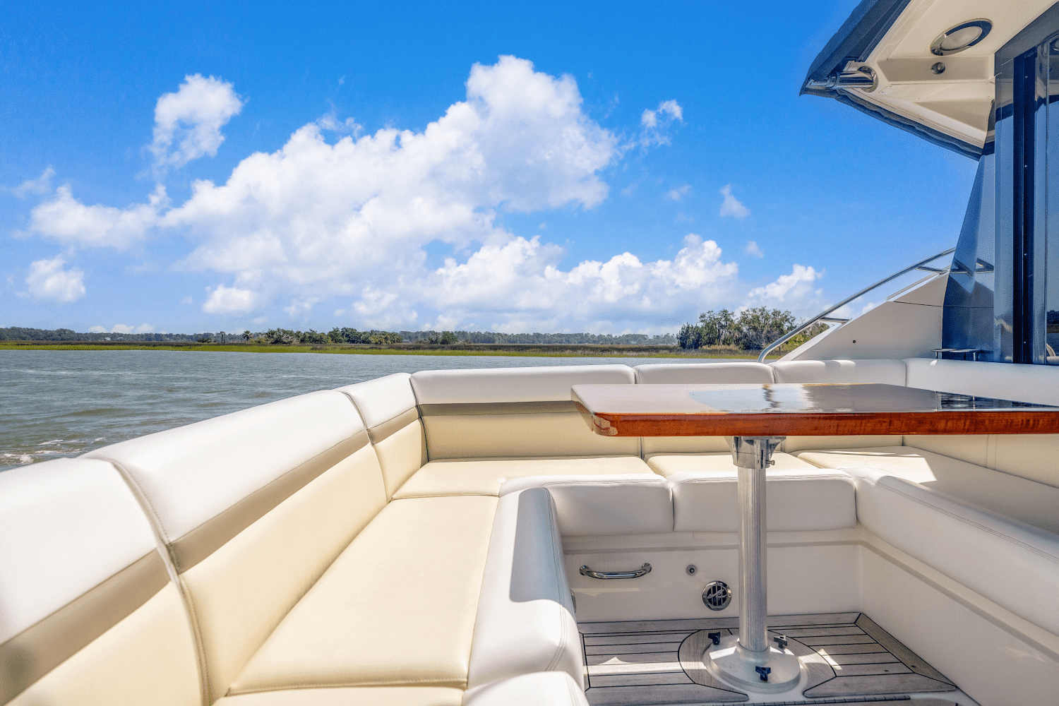 2013 Sea Ray 510 SUNDANCER Image Thumbnail #53