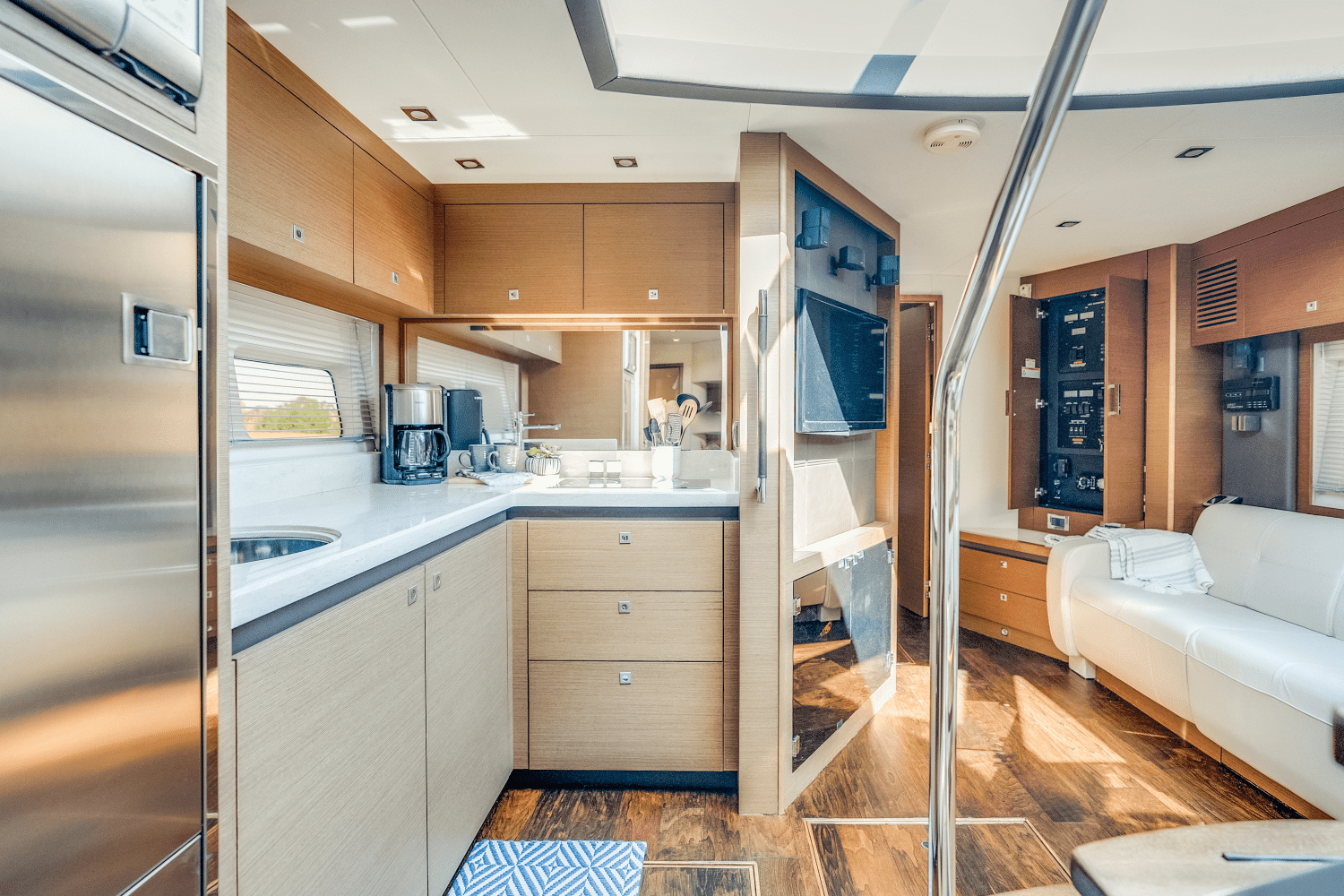 2013 Sea Ray 510 SUNDANCER Image Thumbnail #38