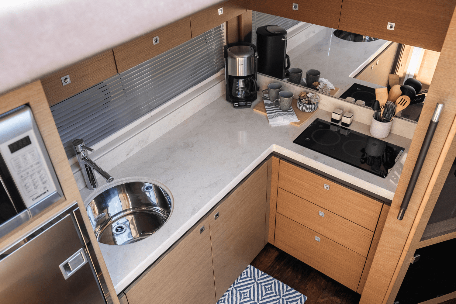 2013 Sea Ray 510 SUNDANCER Image Thumbnail #14