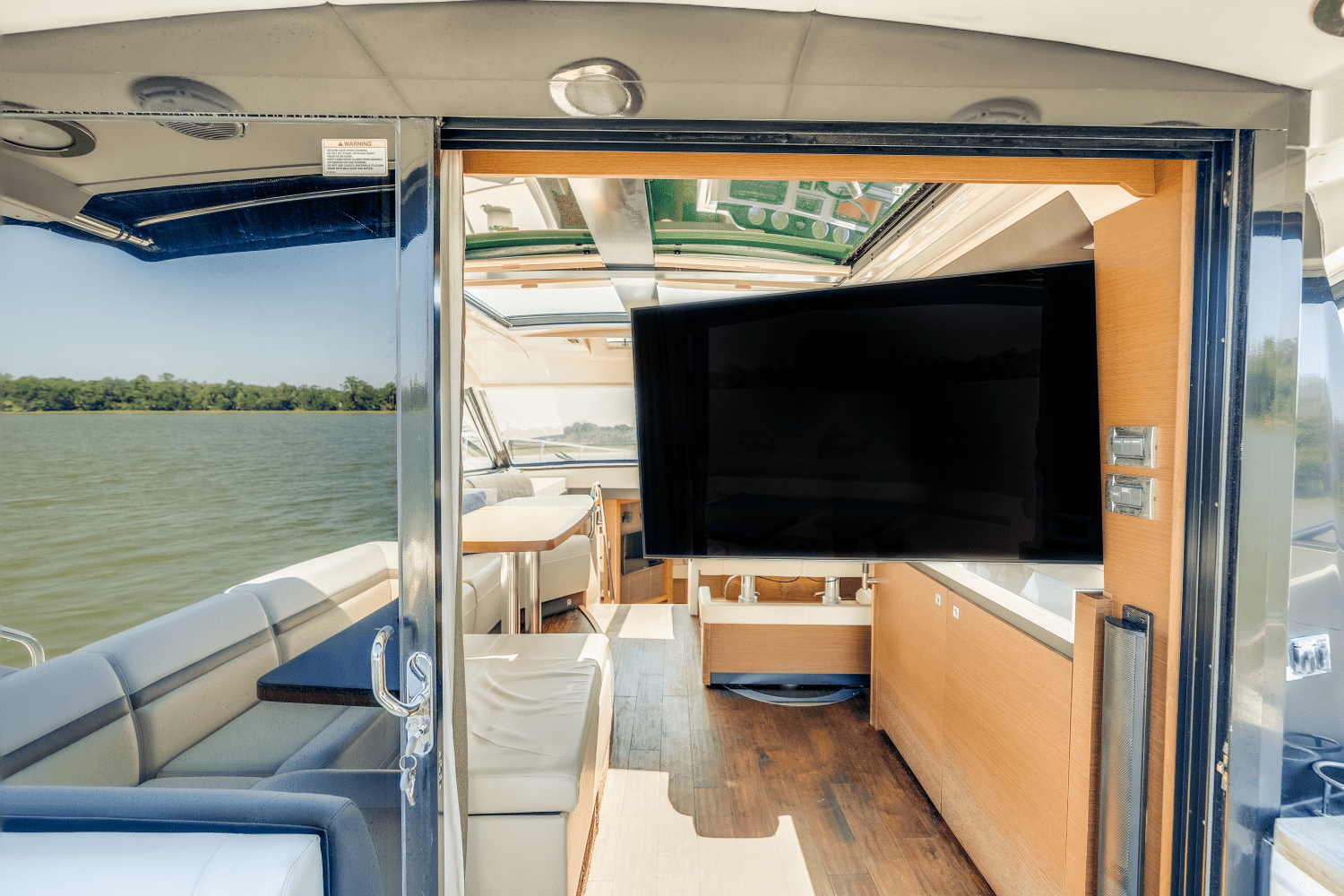 2013 Sea Ray 510 SUNDANCER Image Thumbnail #64