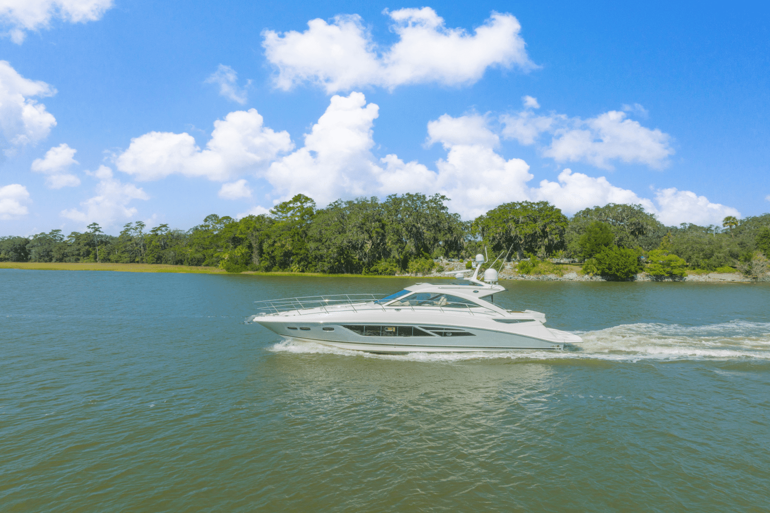 2013 Sea Ray 510 SUNDANCER Image Thumbnail #0