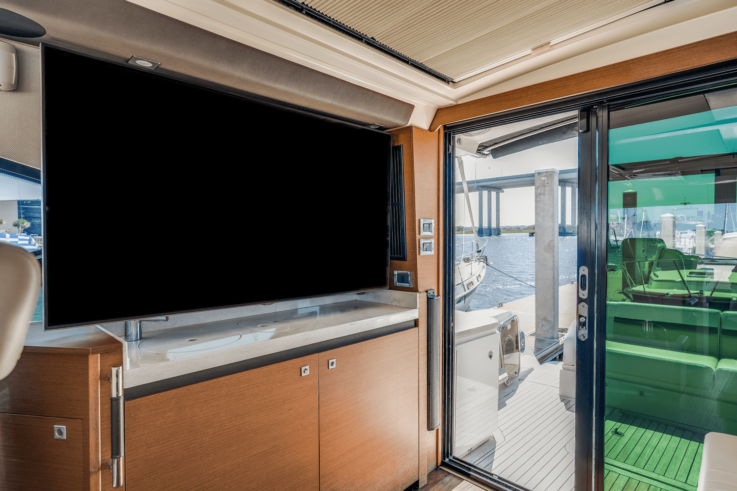 2013 Sea Ray 510 SUNDANCER Image Thumbnail #55