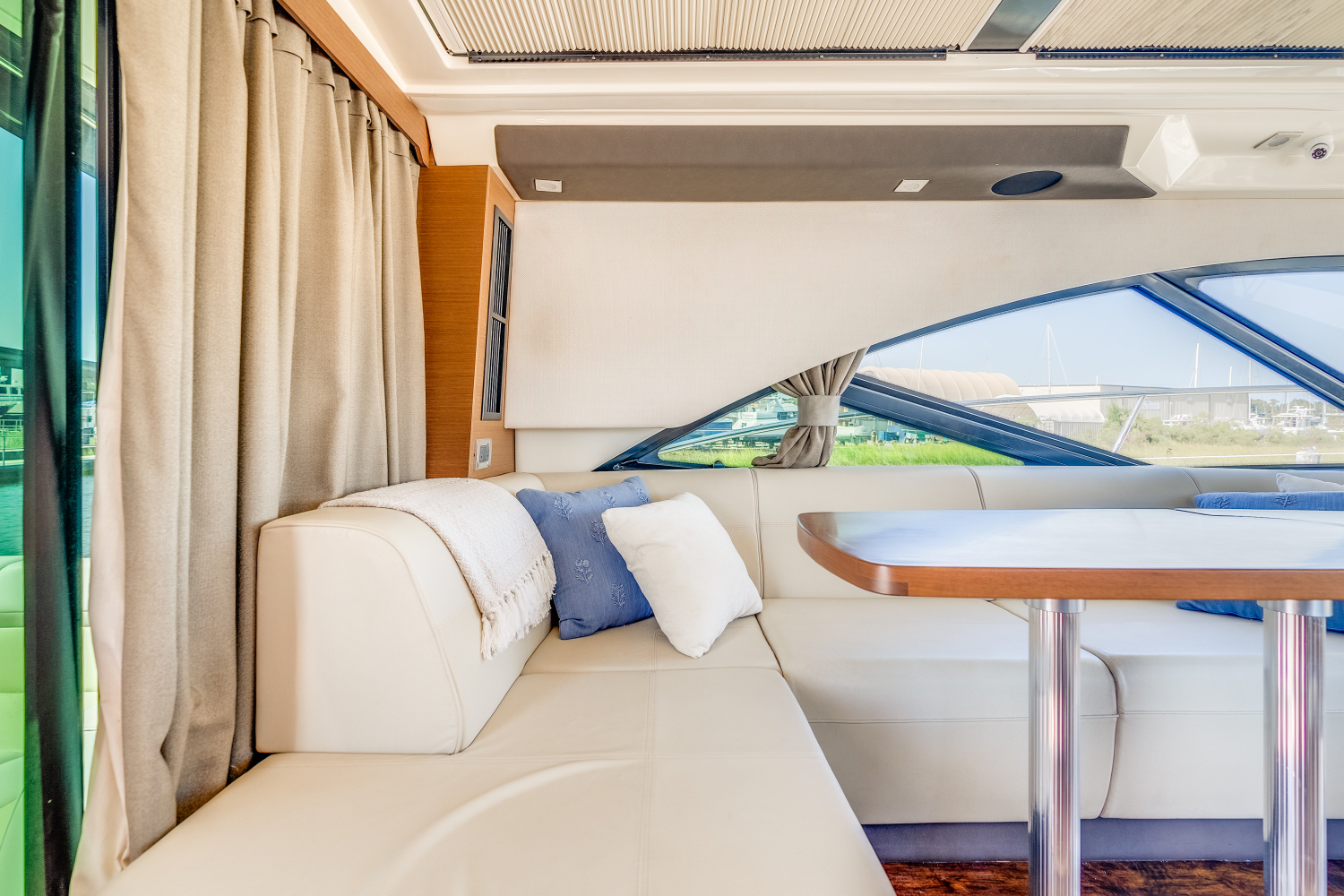 2013 Sea Ray 510 SUNDANCER Image Thumbnail #49