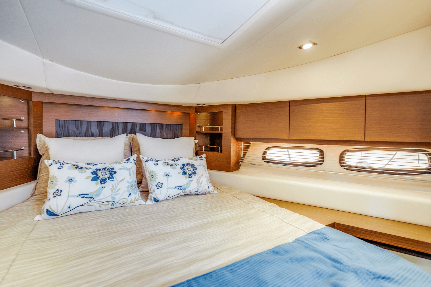 2013 Sea Ray 510 SUNDANCER Image Thumbnail #44